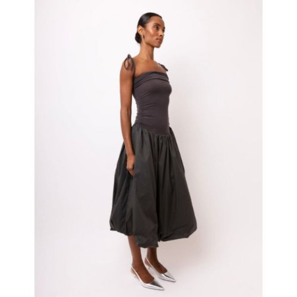 Amy Lynn Alexa Dark Gray Puffball Midi Dress Size Medium 23750 - Picture 5 of 14